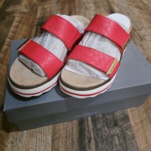 ✨ NEW Vionic Red Double Strap Slide Sandals – Size 6.5 – Retail $110 ✨